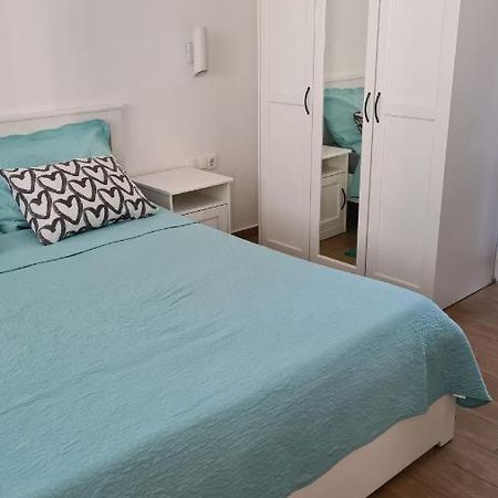 Dora Hotell Njivice Exteriör bild