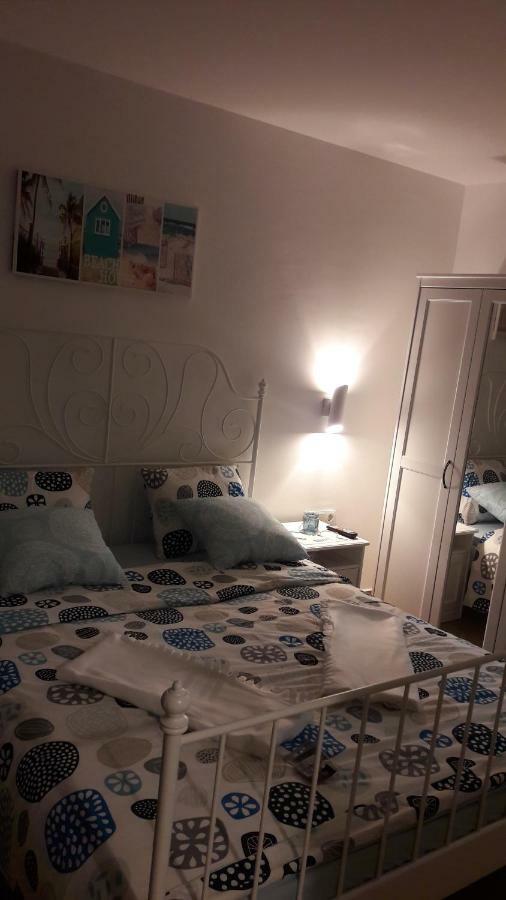 Dora Hotell Njivice Exteriör bild